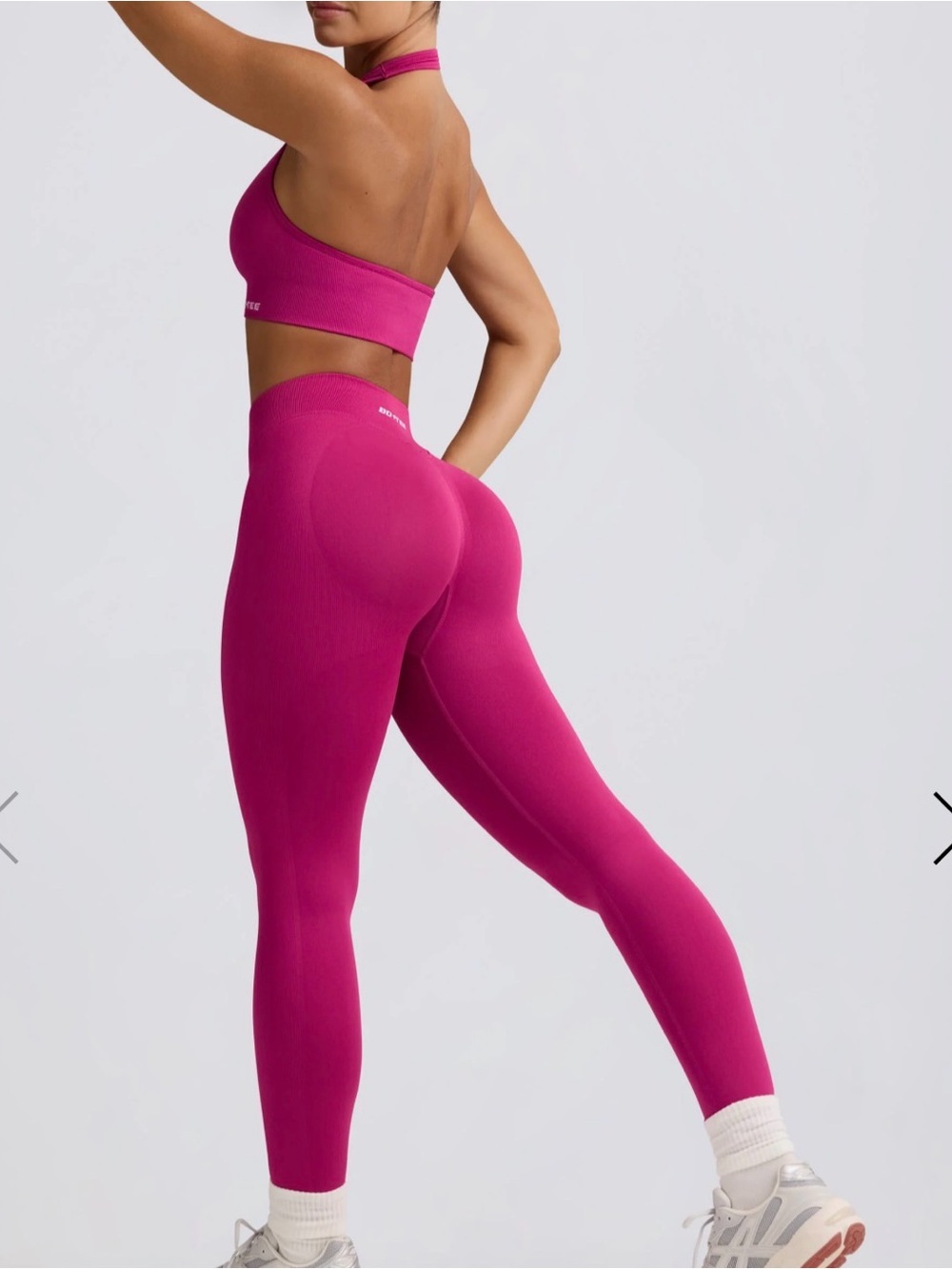 Define Luxe High-Waist leggings in berry